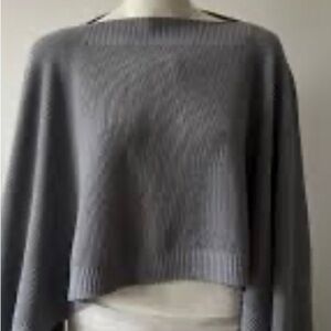 2021-Lululemon Forward Flow Poncho 0/S dark gray. Boolux,tencel,  Cashmere